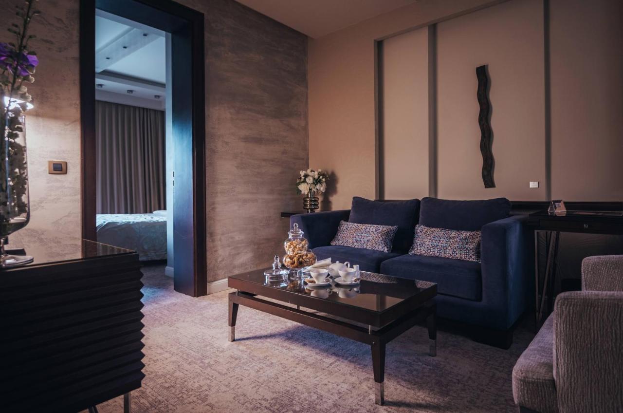 Boutique Hotel Townhouse 27 Belgrado Exterior foto
